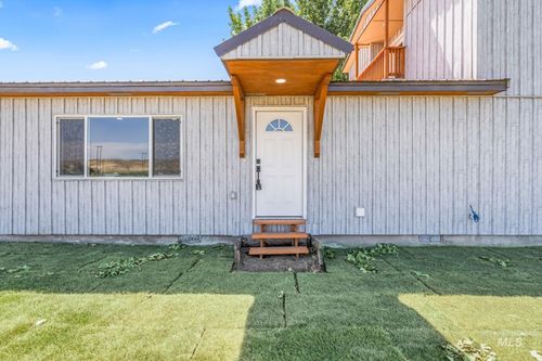 1117 Olds Ferry Rd, Weiser, ID, 83672-5021 | Card Image