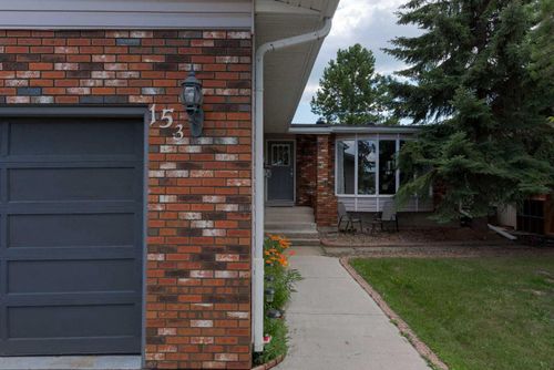 153 Parmenter Crescent, Fort Mcmurray, AB, T9K1L7 | Card Image