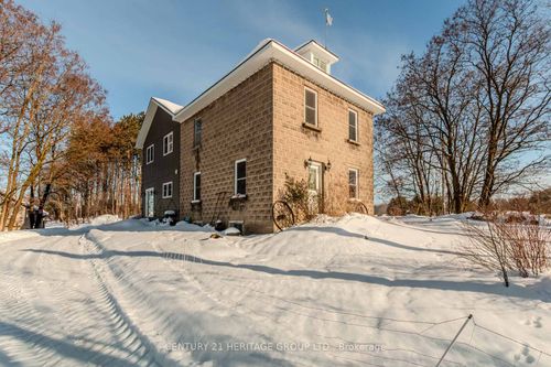 797177 E Back Line, Holland Centre, ON, N0H1R0 | Card Image