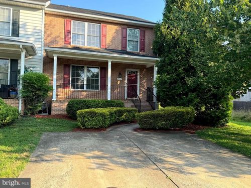 2047 Honeysuckle Ln, WINCHESTER, VA, 22601-2868 | Card Image