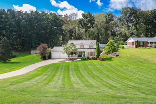 118 Woodland Dr, Sarver, PA, 16055-9452 | Card Image