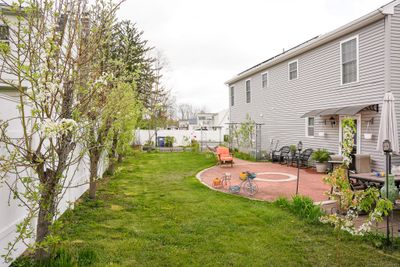 402 Davis Street, House other with 3 bedrooms, 3 bathrooms and 2 parking in Watertown CT | Image 3