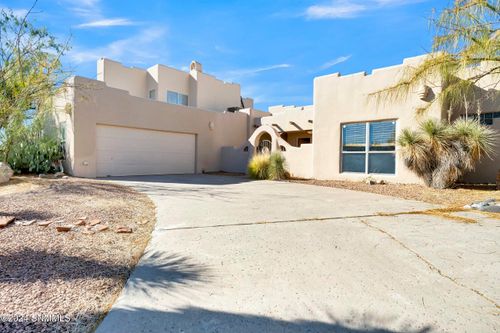 2817 Diamond Springs Drive, Las Cruces, NM, 88011 | Card Image