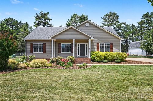 510 Grace Church Ln, Belmont, NC, 28012-6734 | Card Image