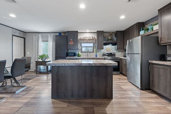 121 Fate Ct, House other with 4 bedrooms, 2 bathrooms and 4 parking in Kyle TX | Image 8