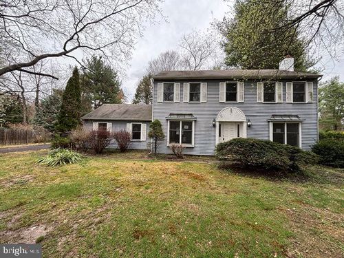 20 Riverview Dr, EWING, NJ, 08628-2618 | Card Image
