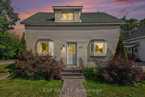165 Ottawa St, Almonte, ON, K0A1A0 | Card Image