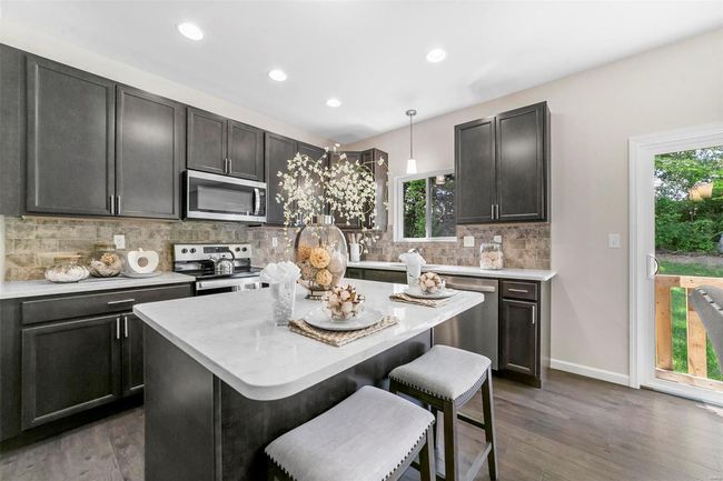 1 Barkley @ Summit At Park Hills, House other with 3 bedrooms, 3 bathrooms and 2 parking in Troy MO | Image 5