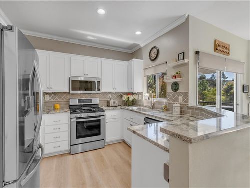 4130 Brookcrest Ct, Moorpark, CA, 93021 | Card Image
