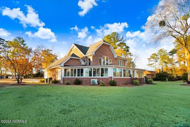 98 Wackena Point Rd, House other with 5 bedrooms, 5 bathrooms and 2 parking in Goldsboro NC | Image 4
