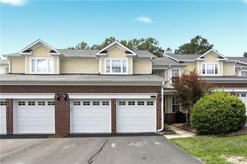 82 Pine Hawk Dr, Spring Lake, NC, 28390-7081 | Card Image