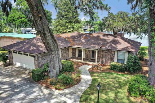 31 Swimming Pen Dr, Middleburg, FL, 32068-6752 | Card Image