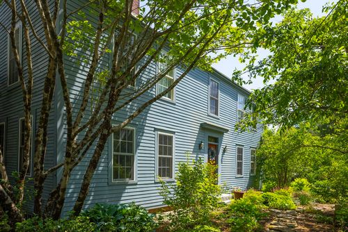 36 Old Henniker Rd, Hopkinton, NH, 03229-2206 | Card Image