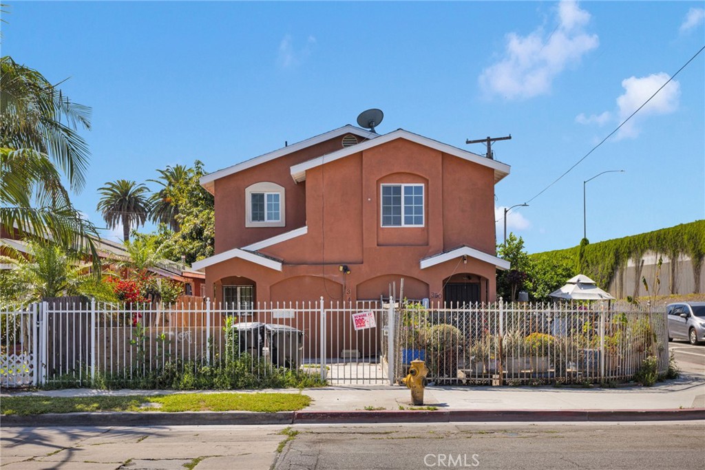 Residential Lease in Los Angeles 2