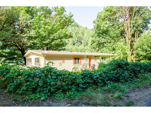 11425 E Mapleton Rd, Mapleton, OR, 97453-9630 | Card Image