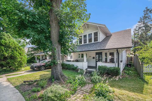 805 S 8th St, Goshen, IN, 46526-4022 | Card Image