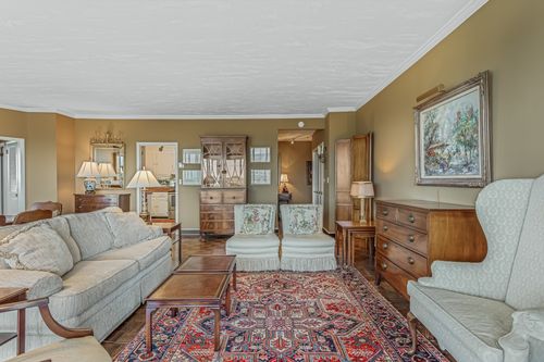 apt-901-4215 Harding Pike, Nashville, TN, 37205-2028 | Card Image