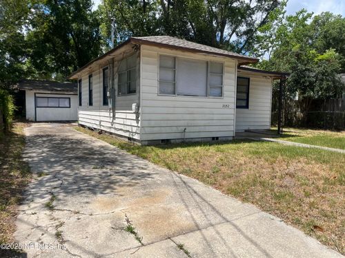 2052 W 16th St, JACKSONVILLE, FL, 32209-4762 | Card Image