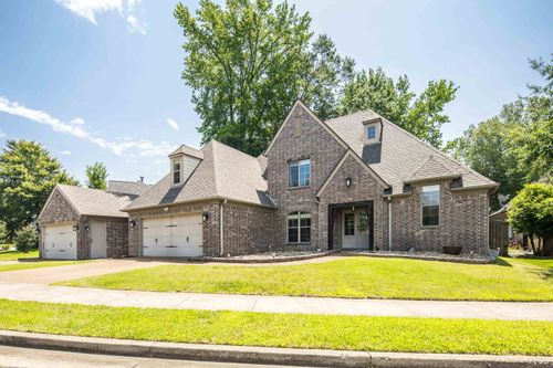 10185 Carly Dr, Lakeland, TN, 38002-5392 | Card Image