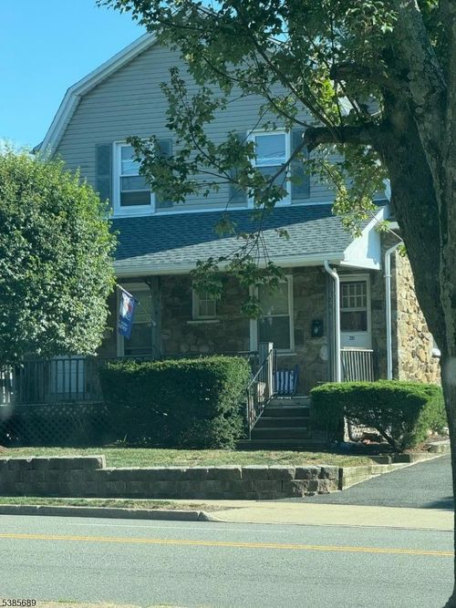 201 Eagle Rock Ave, Roseland, NJ, 07068-1713 | Card Image