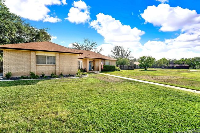 1314 Acorn Rd, House other with 3 bedrooms, 2 bathrooms and null parking in Hondo TX | Image 28
