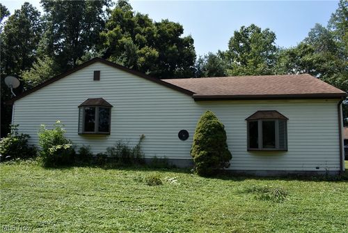 11674 Green Beaver Rd, Canfield, OH, 44406-9409 | Card Image