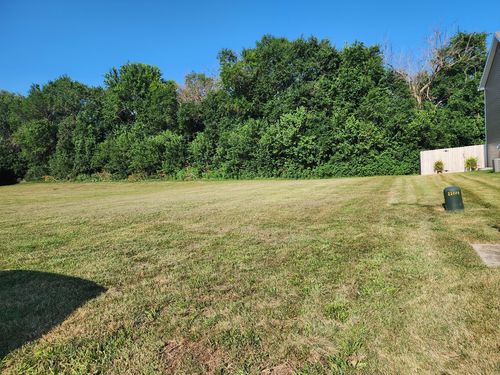 10 Lone Oak Ct, Bloomington, IL, 61705-9589 | Card Image