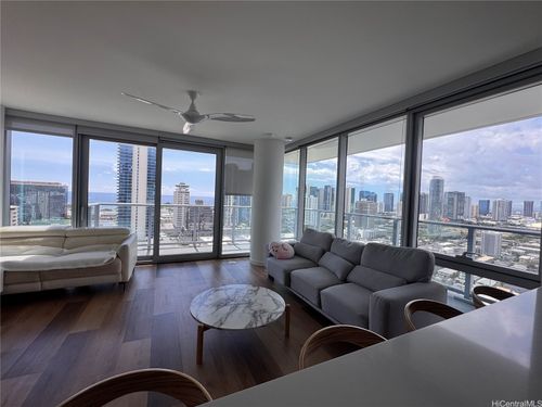 apt-2518r-1500 Rycroft St, Honolulu, HI, 96814-7060 | Card Image