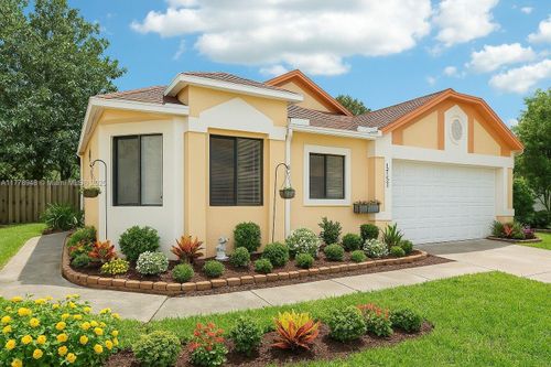711 Holly St, North Lauderdale, FL, 33068-3937 | Card Image