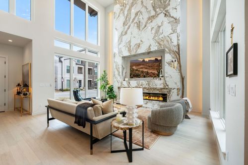 207 Morningside Dr, Roanoke, TX, 76262-6610 | Card Image