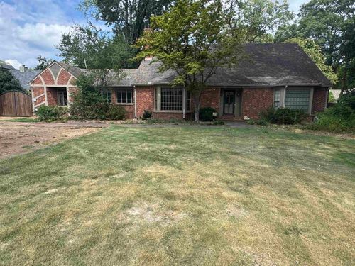 4286 Poplar Ave, Memphis, TN, 38117-3620 | Card Image