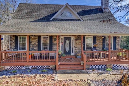 225 Avery Dr, Covington, GA, 30016-8517 | Card Image