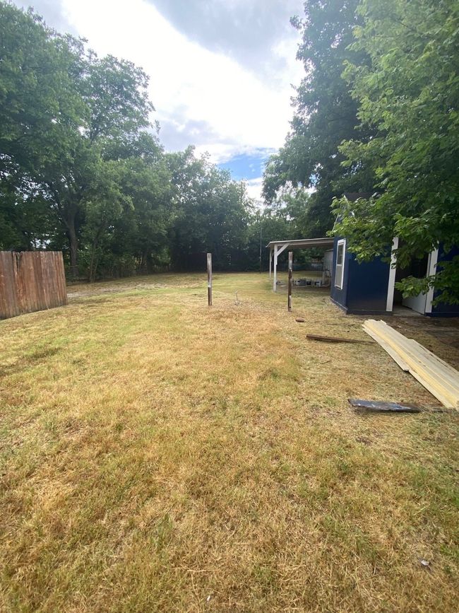 302 S Main St, House other with 2 bedrooms, 1 bathrooms and null parking in Rising Star TX | Image 26