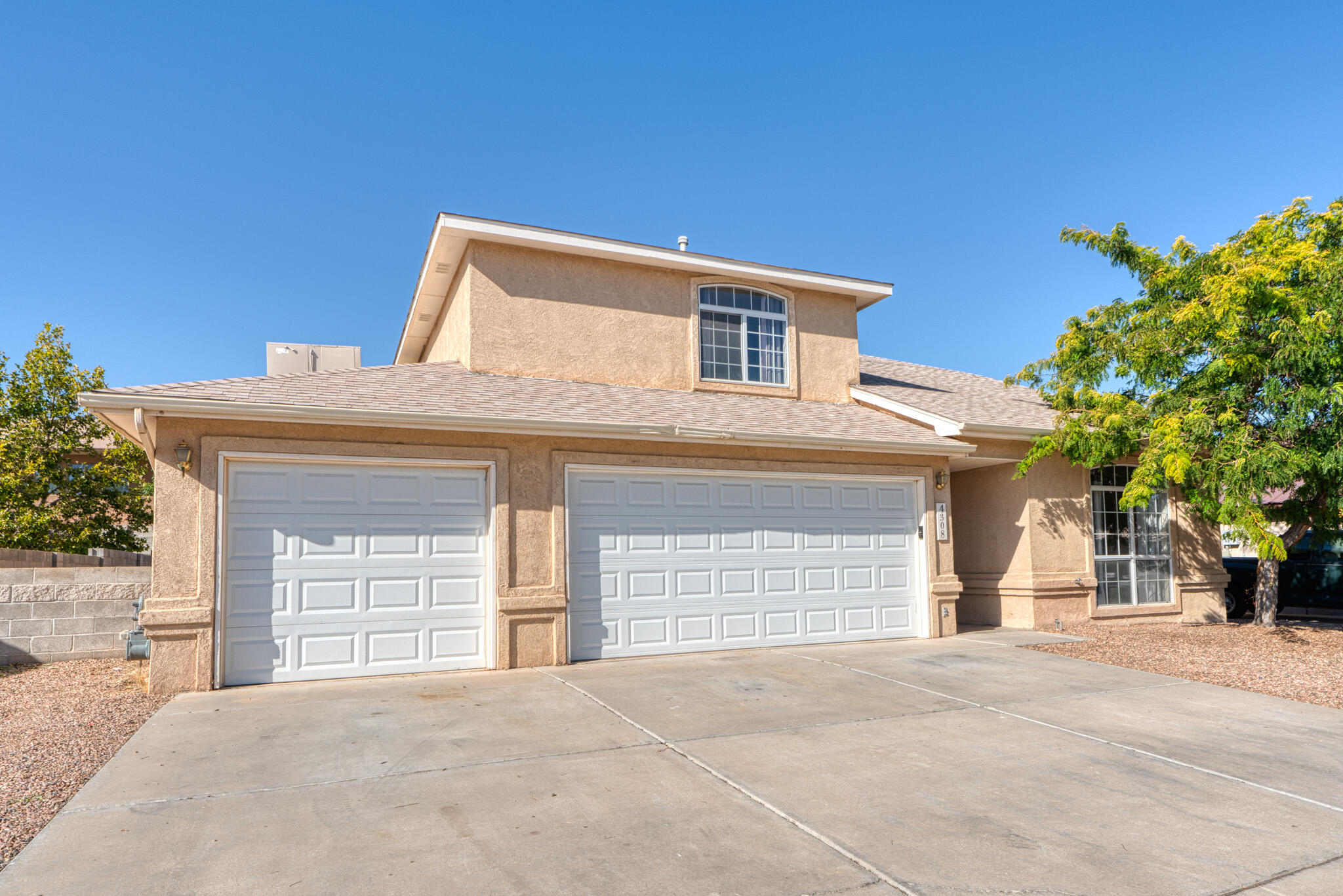 Bryan Ave, Albuquerque, NM 87114