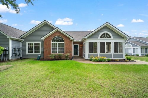 93-1102 Oak Heights Ln, Collierville, TN, 38017-9115 | Card Image