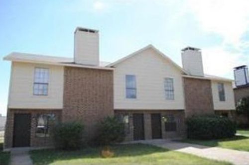 2709 Wimbledon Ct, Garland, TX, 75041-6612 | Card Image