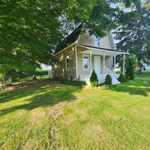 926 124th Ave, Shelbyville, MI, 49344-9745 | Card Image