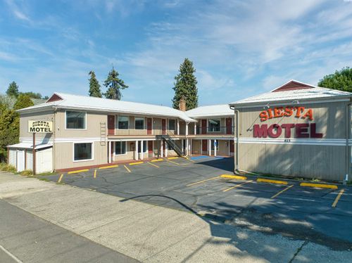 615 S Main St, Colfax, WA, 99111-1996 | Card Image