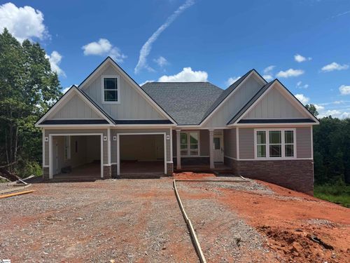 110 Eagles Crest Dr, Marietta, SC, 29661-9118 | Card Image