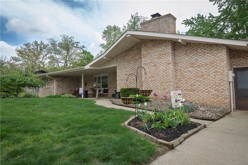 3229 Fields Court, Decatur, IL, 62521 | Card Image