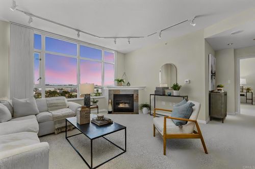 808-850 Beech Street, San Diego, CA, 92101 | Card Image