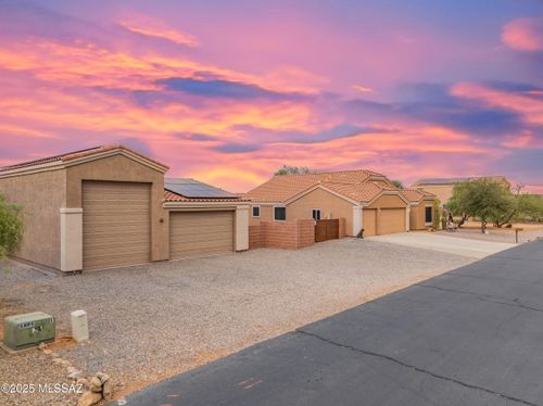 3329 E Glacier Ln, Sahuarita, AZ, 85629-7977 | Card Image