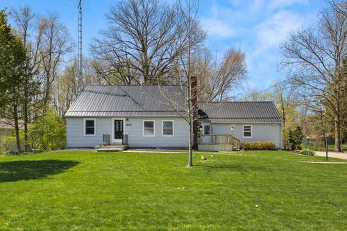 624 Bendle Ave, Shelby, OH, 44875-1746 | Card Image