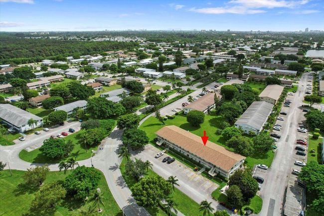 201 Kent L, Condo with 1 bedrooms, 2 bathrooms and null parking in West Palm Beach FL | Image 17