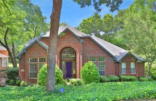 1501 Wyndmere Dr, Desoto, TX, 75115-7809 | Card Image