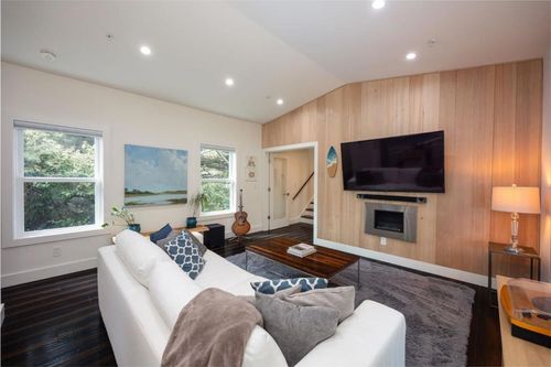 655 Vue De Mer Ave, Moss Beach, CA, 94038-9734 | Card Image