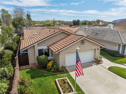 26070 Sombras Ct, Valencia, CA, 91355-3331 | Card Image
