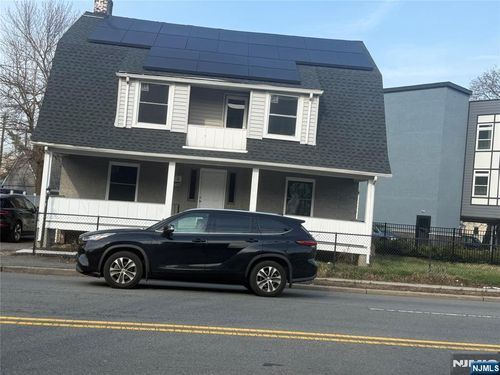 126 Essex St, Hackensack, NJ, 07601-4028 | Card Image