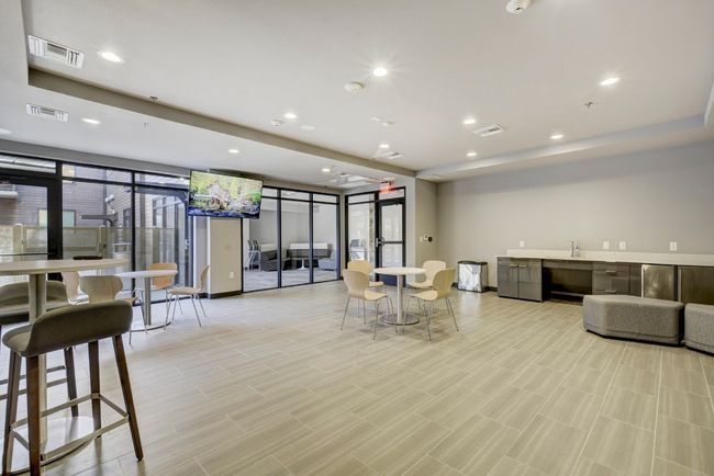 Community lounge. | Image 30