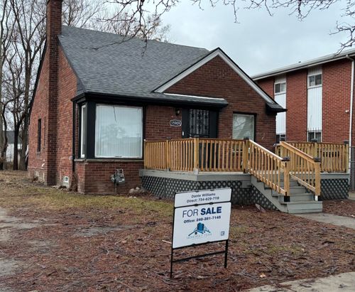 15909 Hubbell St, Detroit, MI, 48227-2985 | Card Image
